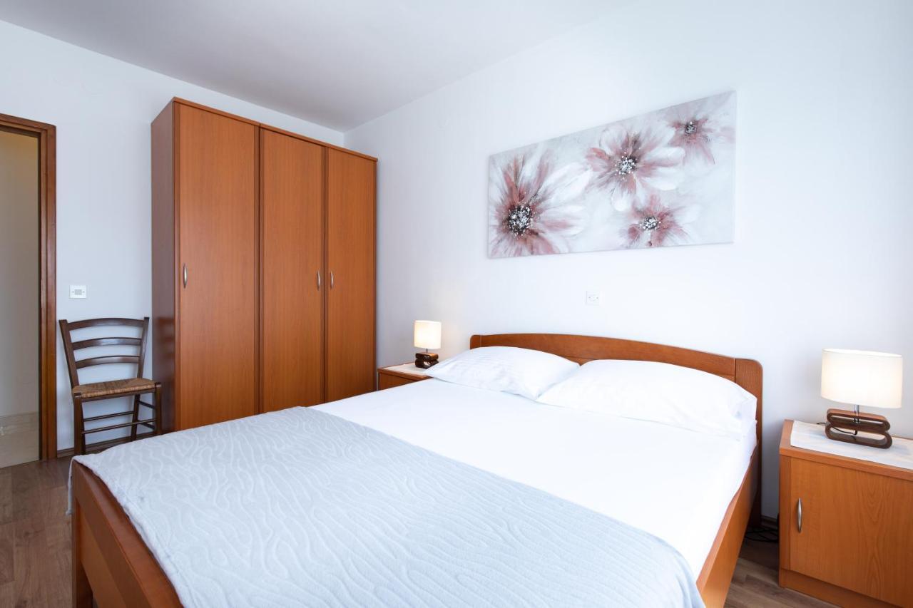 Apartments Dujmovic Ivo 2 Baska  Exterior photo